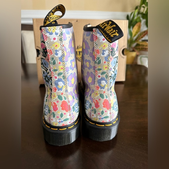 DR. MARTENS 1460 FLORAL MASH UP LEATHER LACE UP BOOTS - Picture 5 of 7